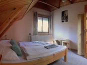 Dvojposteľová izba v podroví Dvojposteľová izba v podroví